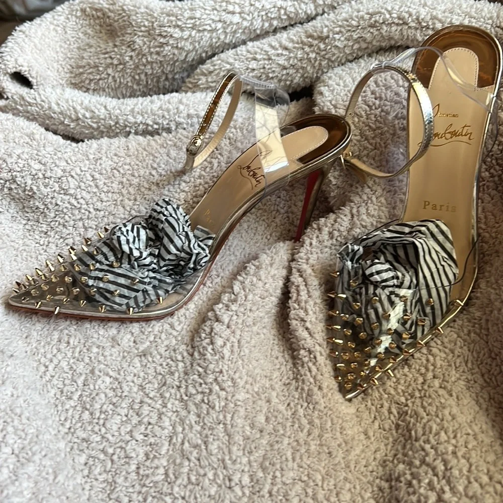 Christian Louboutin, studded clear pointy toe heels. Sz. 38.5 - Picture 12 of 12